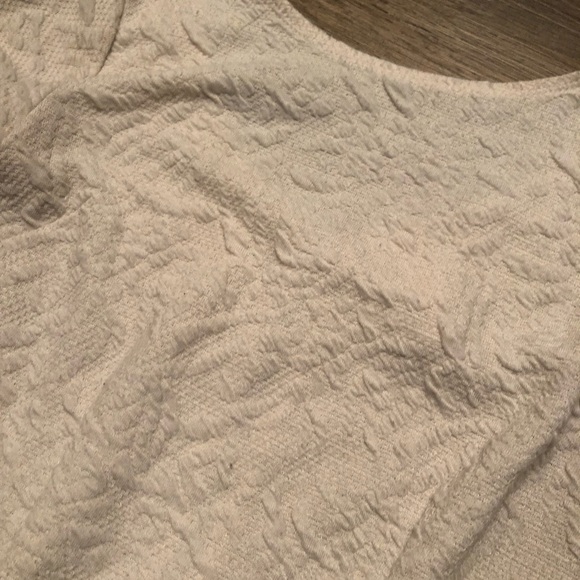 White Textured Dress - Picture 3 of 4